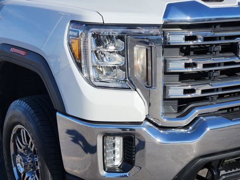 Used 2022 GMC Sierra 2500 SLE w/ SLE Convenience Package image 11
