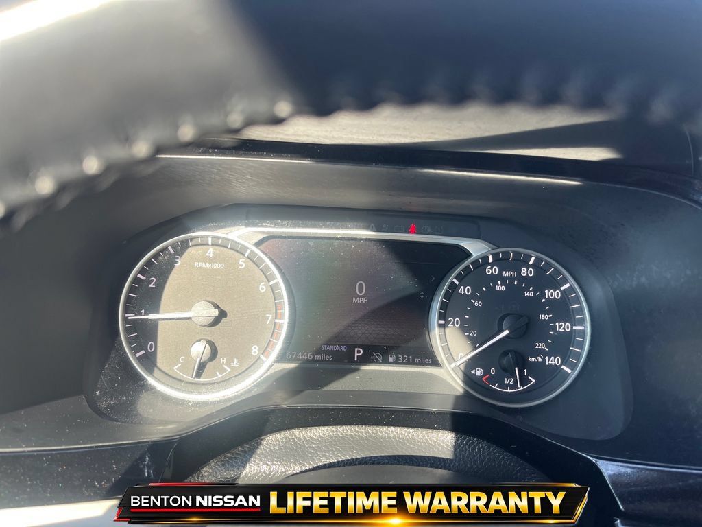 Used 2024 Nissan Pathfinder SV FWD image 15