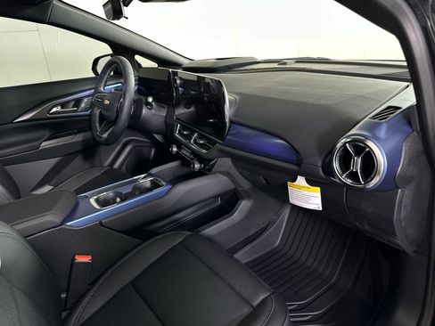 New 2025 Chevrolet Equinox EV LT w/ Convenience Package II image 62