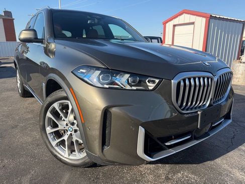 Used 2024 BMW X5 xDrive40i w/ Premium Package AWD/4WD image 2