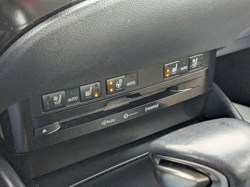 Used 2019 Lexus ES 350 350 w/ Premium Package image 19