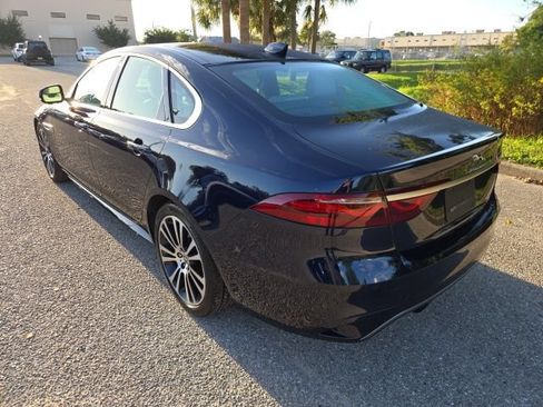 Used 2024 Jaguar XF R-Dynamic SE RWD image 3