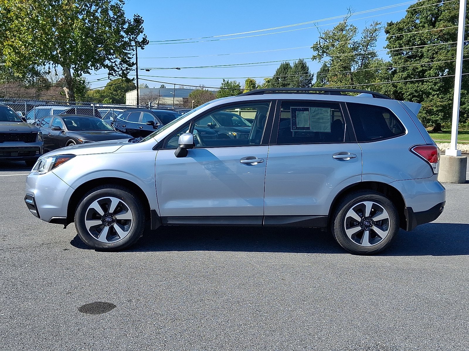 Used 2018 Subaru Forester 2.5i Premium w/ All-Weather Package AWD/4WD image 8