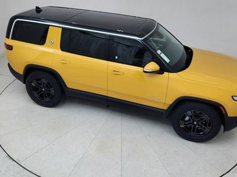 Used 2024 Rivian R1S Adventure image 78
