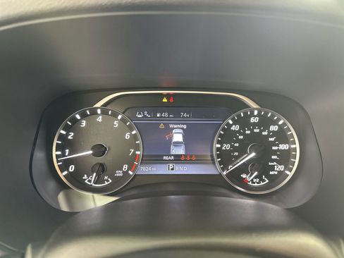 Used 2024 Nissan Frontier SV w/ Technology Package RWD image 15