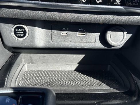 Certified 2022 Nissan Rogue SV w/ SV Premium Package image 29