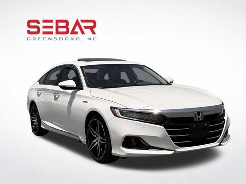 Used 2021 Honda Accord Touring image 6