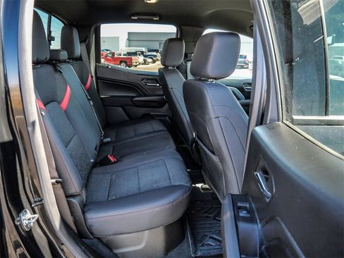 Used 2024 Chevrolet Colorado Z71 w/ Z71 Convenience Package 2 image 16