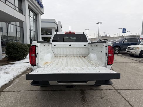 Used 2022 Chevrolet Colorado W/T w/ WT Convenience Package image 10