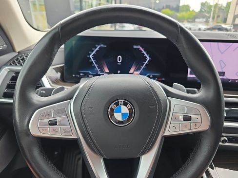 Used 2024 BMW X7 xDrive40i AWD/4WD image 19