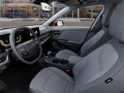 Certified 2025 Kia K4 FWD image 17