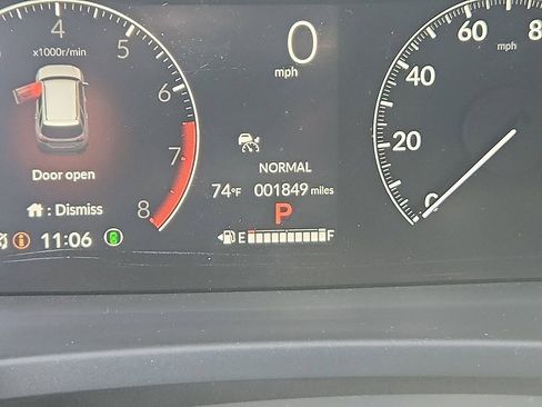 Certified 2025 Honda Pilot Touring image 17