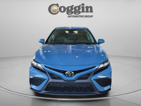 Used 2024 Toyota Camry SE image 6