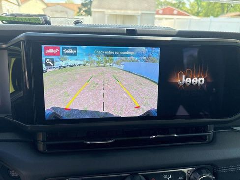 New 2026 Jeep Gladiator Rubicon AWD/4WD image 22