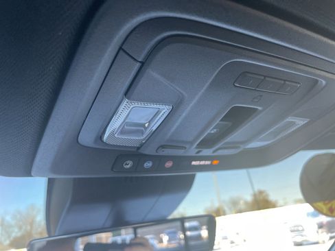 Used 2024 Chevrolet Silverado 1500 ZR2 w/ Technology Package image 20