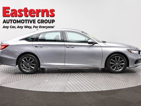 Used 2022 Honda Accord EX-L image 4