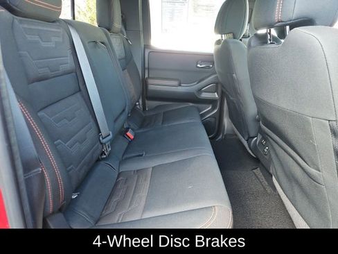 Used 2022 Nissan Frontier PRO-4X image 36