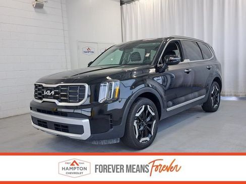 Used 2025 Kia Telluride S FWD image 1