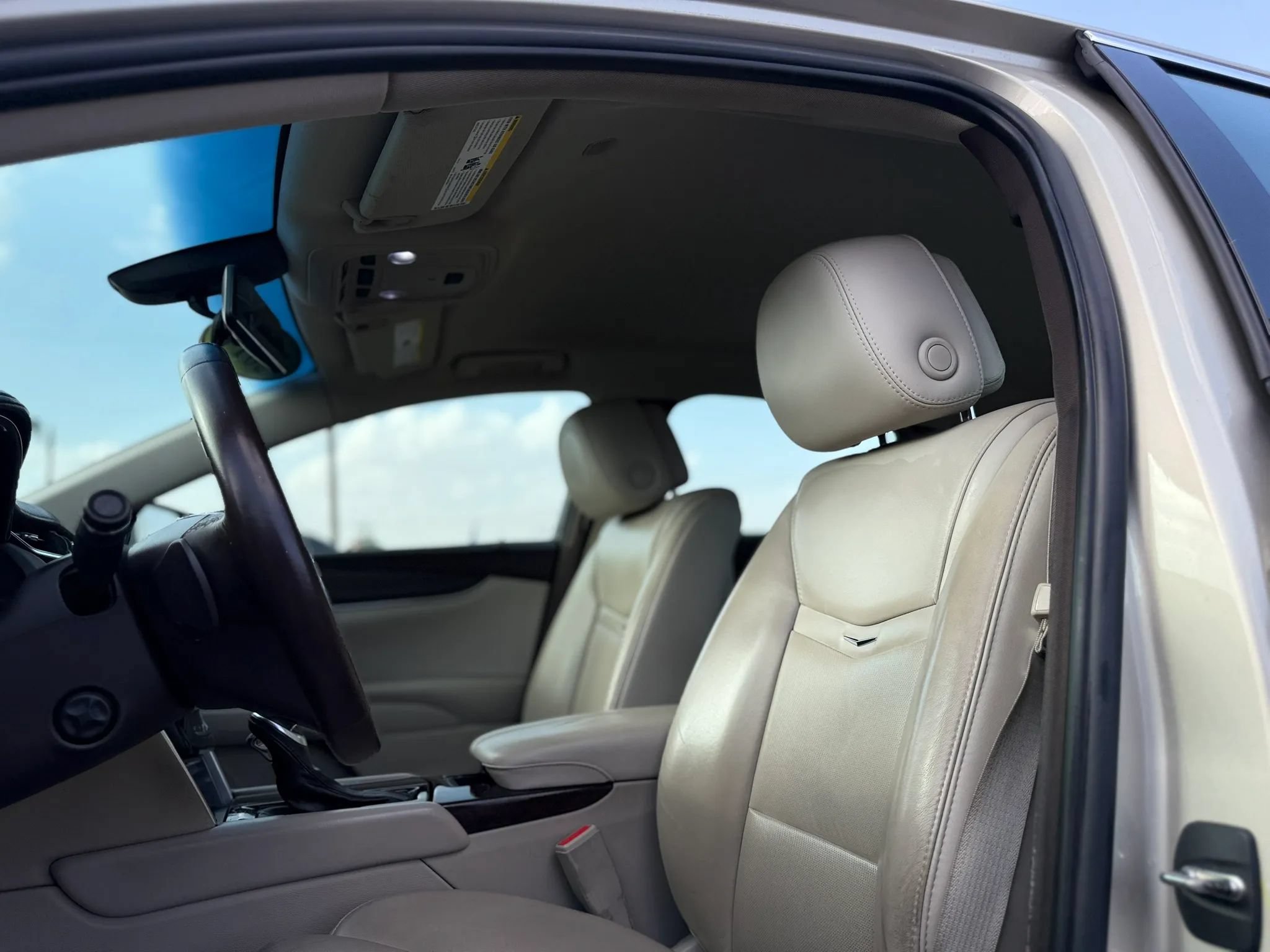 Used 2014 Cadillac XTS FWD image 12