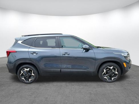 Used 2025 Kia Seltos EX w/ EX Sunroof Package FWD image 26
