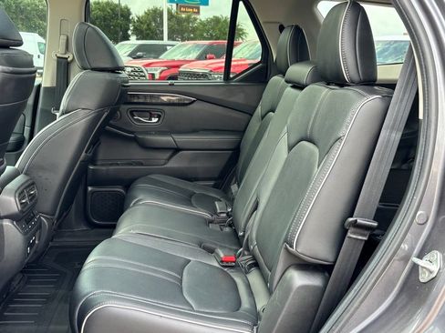 Used 2023 Honda Pilot Elite image 15