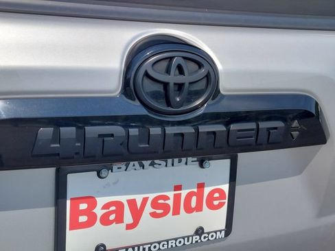 Certified 2021 Toyota 4Runner Venture w/ Moonroof Package AWD/4WD image 42