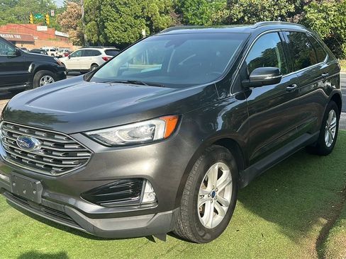 Used 2019 Ford Edge SEL w/ Equipment Group 201A FWD image 3