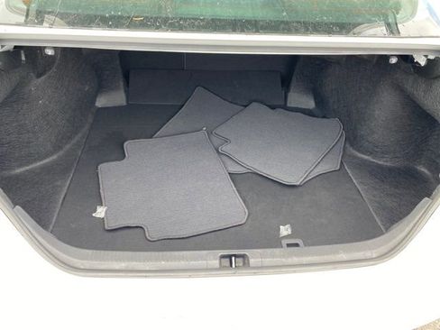 Used 2023 Toyota Camry SE image 19