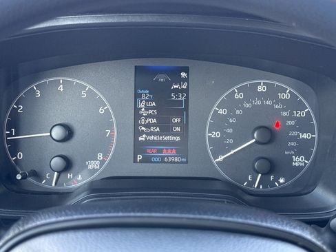 Used 2024 Toyota Corolla LE FWD image 18