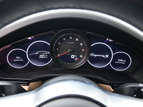 Certified 2023 Porsche Cayenne S Platinum AWD/4WD image 19