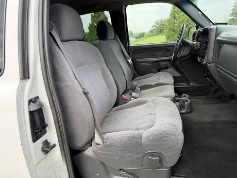 Used 2002 Chevrolet Silverado 1500 LS w/ Off-Road Pkg AWD/4WD image 22