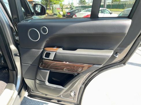 Used 2016 Land Rover Range Rover Supercharged AWD/4WD image 27