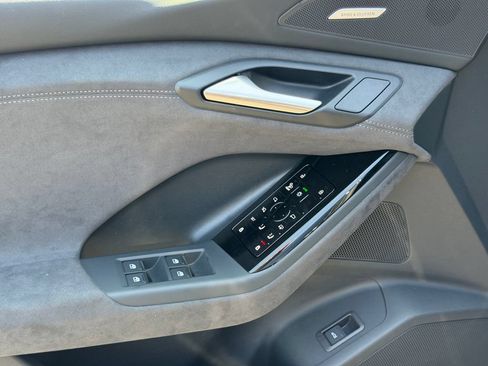 New 2027 Audi SQ6 e-tron Premium Plus AWD/4WD image 12