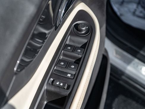 Used 2020 Buick Encore Preferred image 17