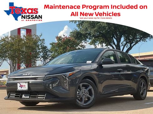 Used 2025 Kia K4 FWD image 1