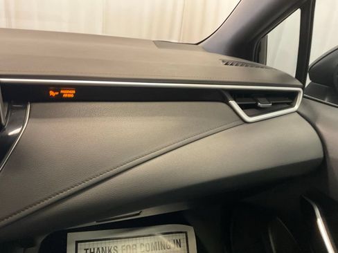 Used 2022 Toyota Corolla XSE FWD image 25