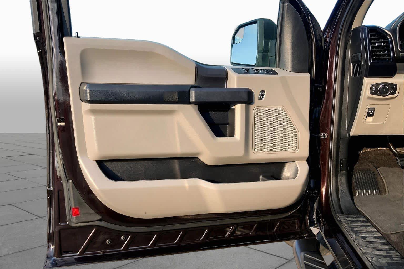 Used 2019 Ford F150 XL w/ Equipment Group 101A Mid RWD image 19