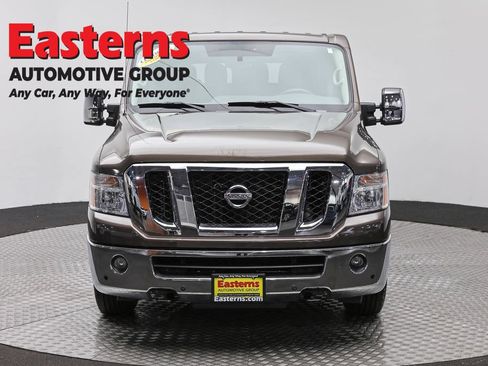 Used 2019 Nissan NV 3500 SL RWD image 2
