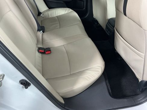 Used 2017 Honda Civic Touring image 12