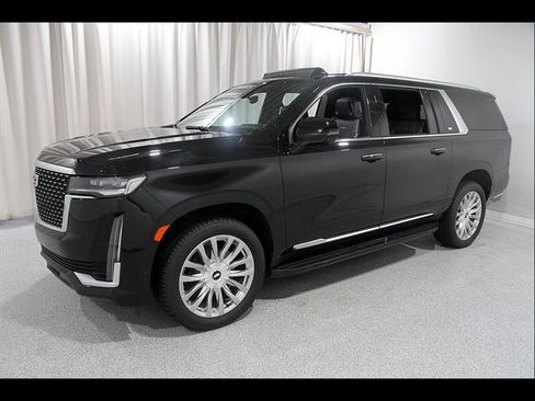 Certified 2024 Cadillac Escalade ESV Premium Luxury w/ LPO, Floor Liner Package AWD/4WD image 3