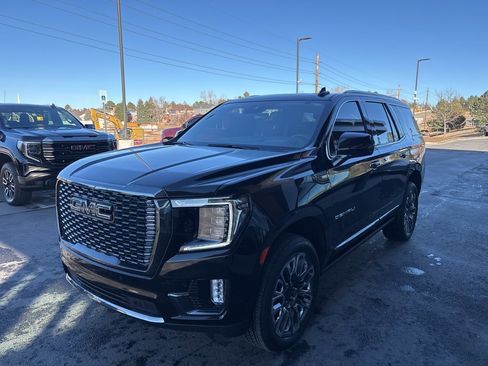 Used 2024 GMC Yukon Denali Ultimate image 2