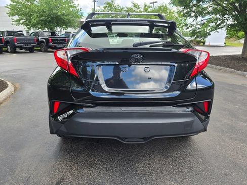 Used 2022 Toyota C-HR Nightshade FWD image 6