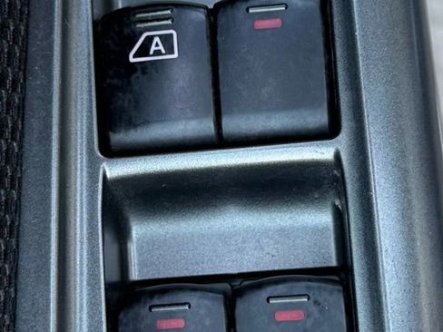 Used 2011 Subaru Forester 2.5X image 21