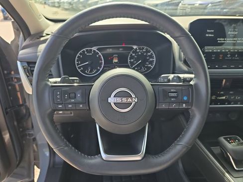 Certified 2023 Nissan Rogue SL w/ SL Premium Package FWD image 31