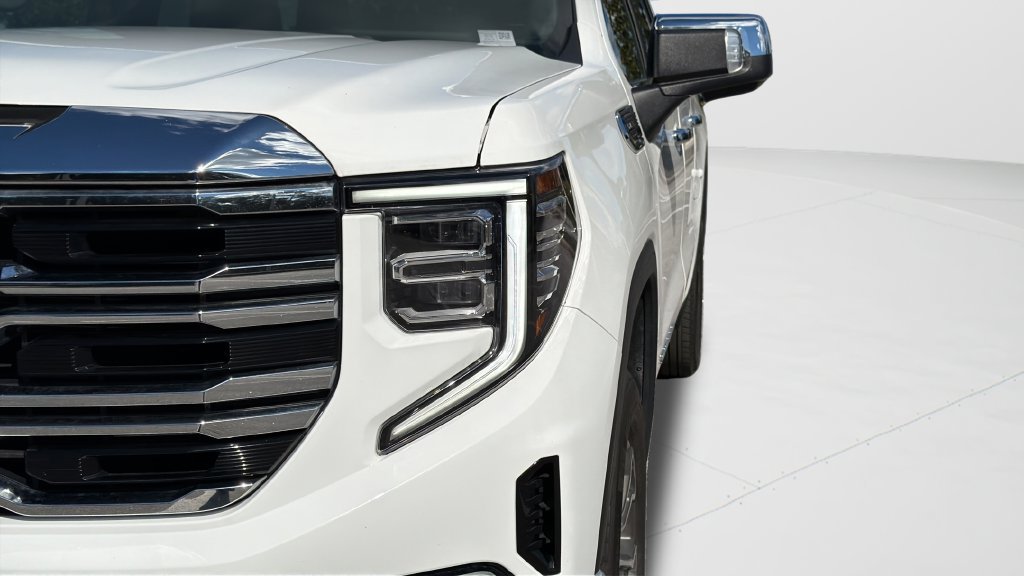 Used 2026 GMC Sierra 1500 SLT RWD image 9