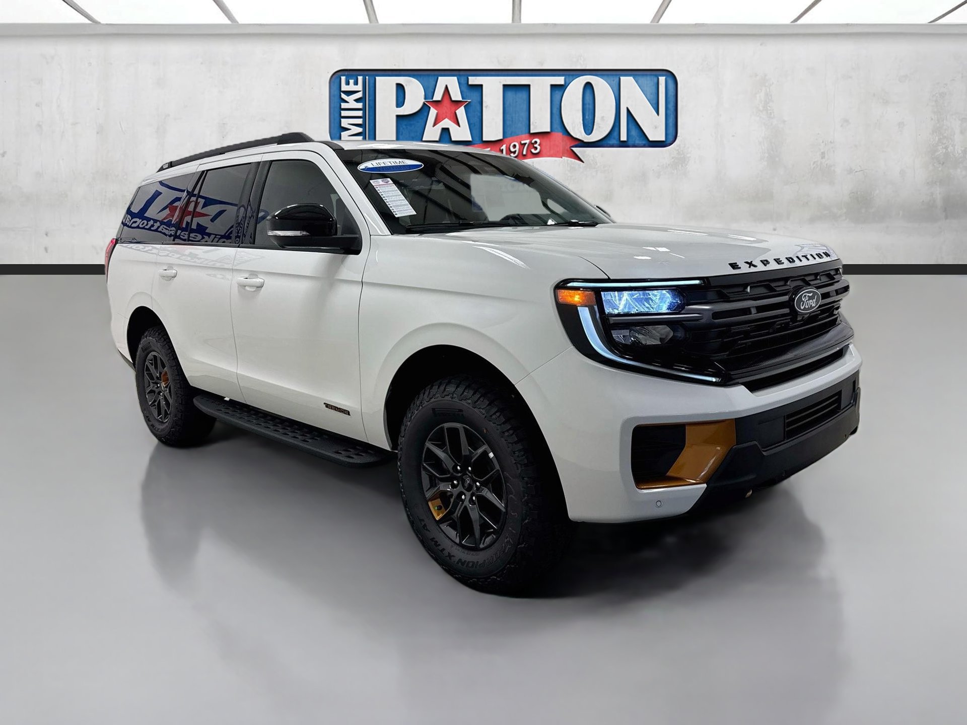 New 2027 Ford Expedition Tremor AWD/4WD image 1
