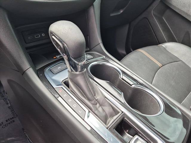 Used 2024 Chevrolet Equinox Premier AWD/4WD image 12