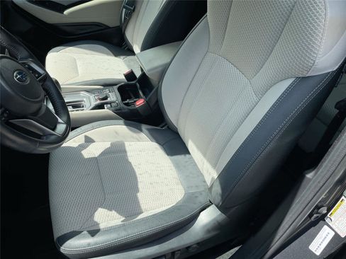 Used 2023 Subaru Forester Premium AWD/4WD image 9