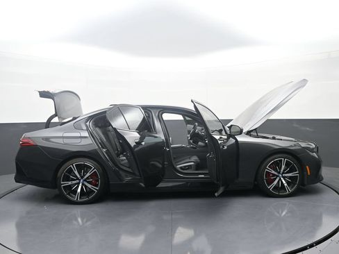 Used 2024 BMW i5 M60 w/ Executive Package AWD/4WD image 46