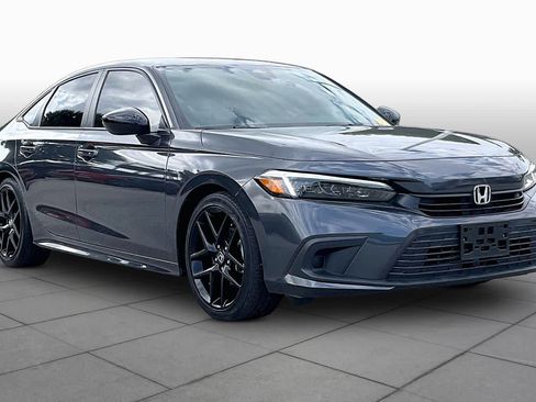 Used 2024 Honda Civic Sport image 3